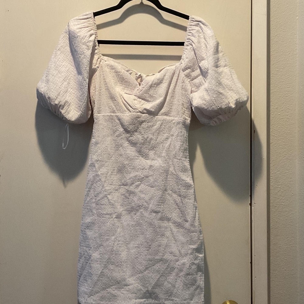 Guess White Textured Puff-Sleeve Mini Dress